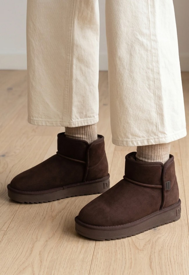 Bota australiana D. Franklin Nordic Low Basic Chocolate de mujer | Calidez urbana para el invierno