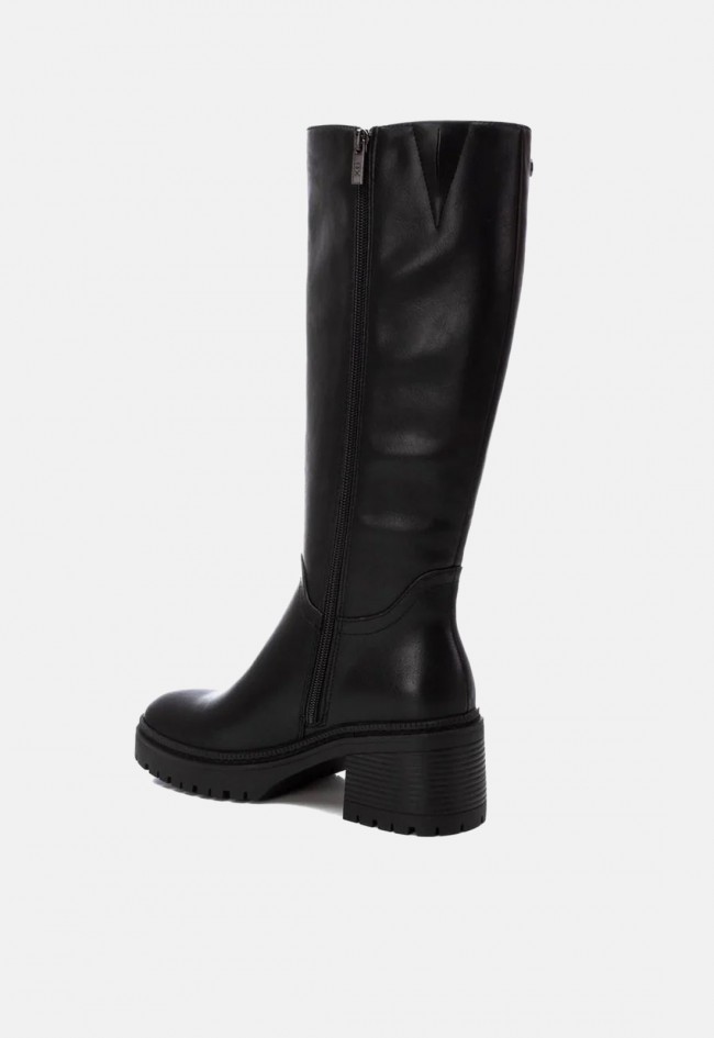 Bota alta motera Xti 14336701 de mujer en color negro con tacón | Un básico con actitud
