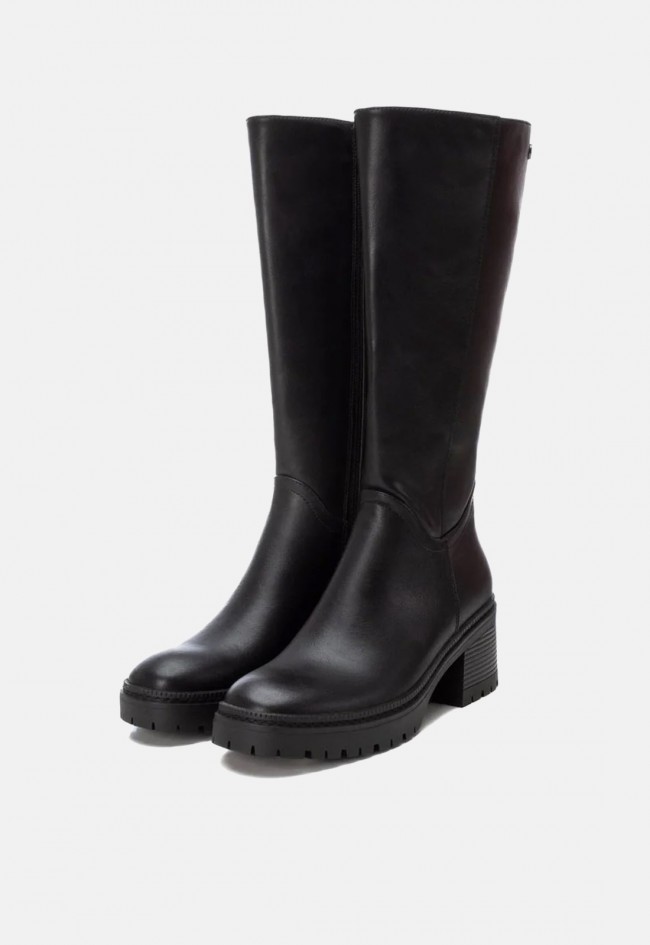 Bota alta motera Xti 14336701 de mujer en color negro con tacón | Un básico con actitud