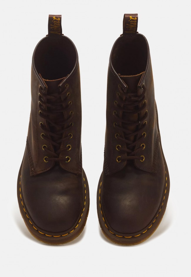 Botas Dr. Martens 1460 Crazy Horse de hombre marrones en piel | Resistencia con carácter