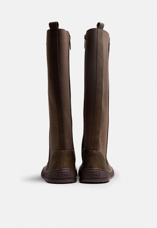 Bota barefoot alta Mustang Free Alask de mujer marrón moka | Camina con libertad natural
