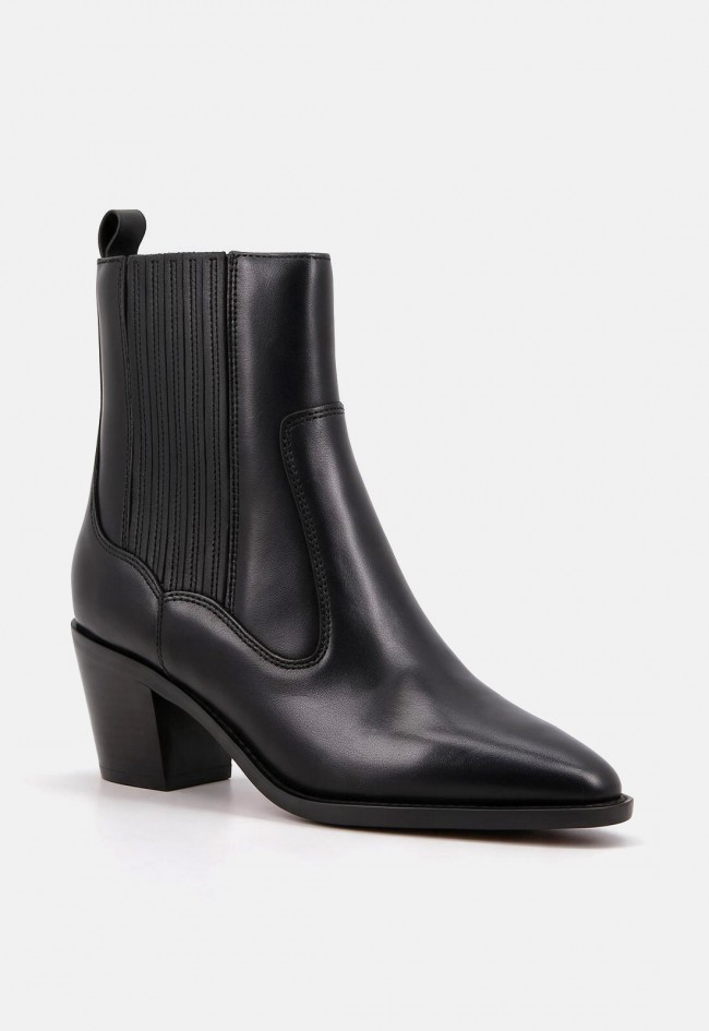 Botines camperos Another Trend 5653 de mujer en piel negra | Estilo western con carácter
