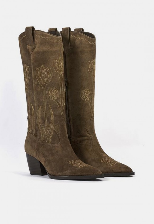 Botas cowboy Another Trend 5677 de piel y serraje tostadas | Estilo western
