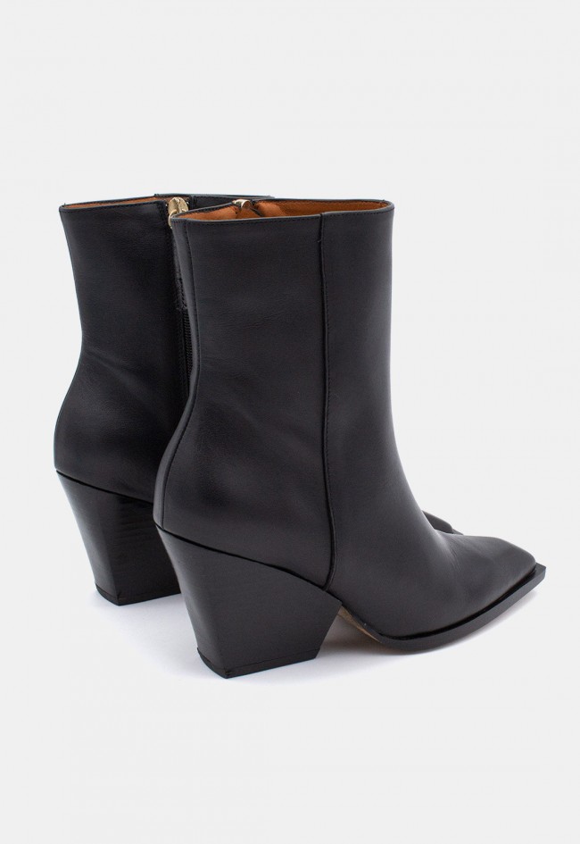 Botines western de mujer Ángel Alarcón Mirette de piel negra | Tacón ancho